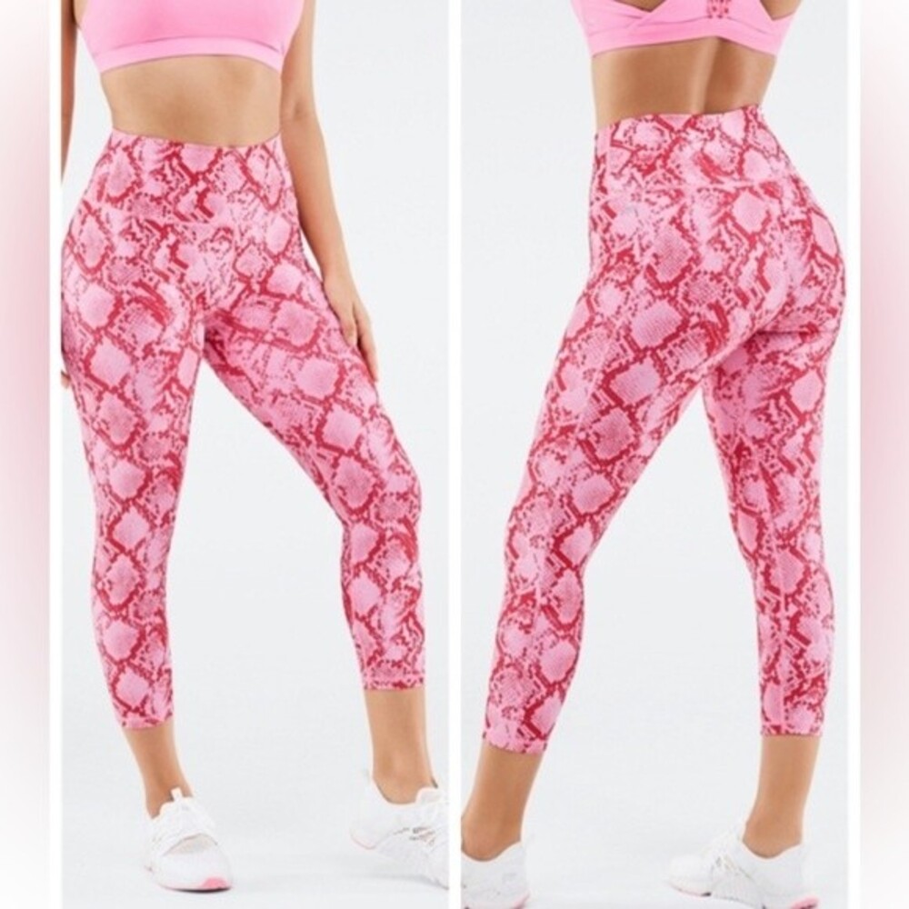 Define PowerHold® Made By Fabletics High-Waisted Women's Capri Leggings (Size M)